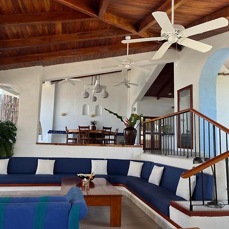 Villa De La Roca Zihuatanejo Dış mekan fotoğraf