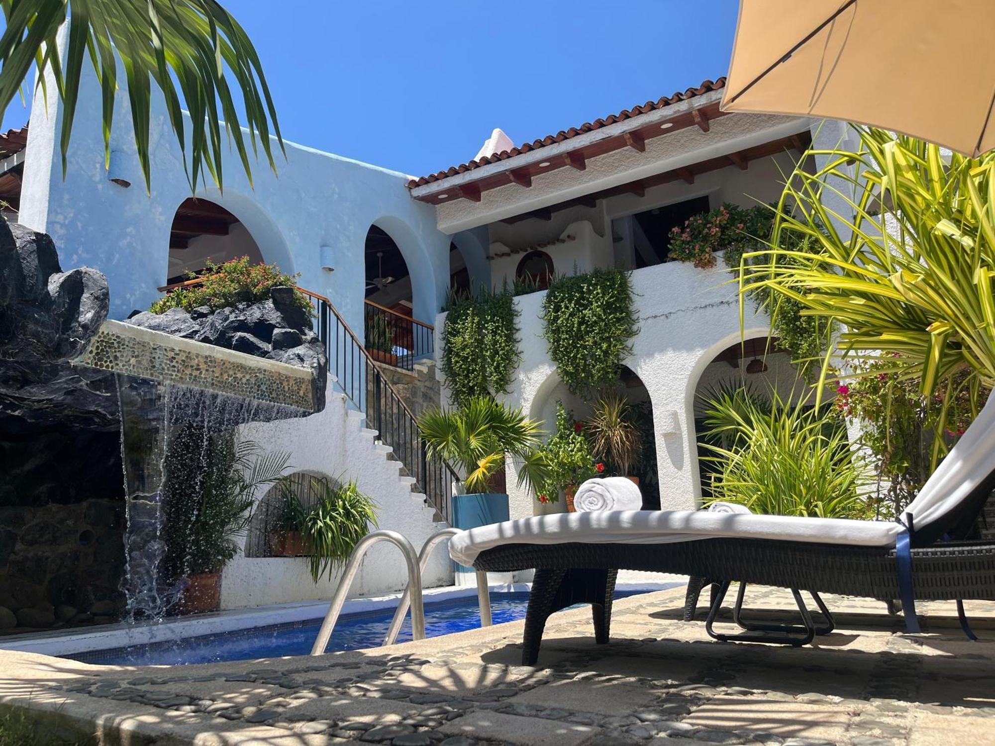 Villa De La Roca Zihuatanejo Dış mekan fotoğraf