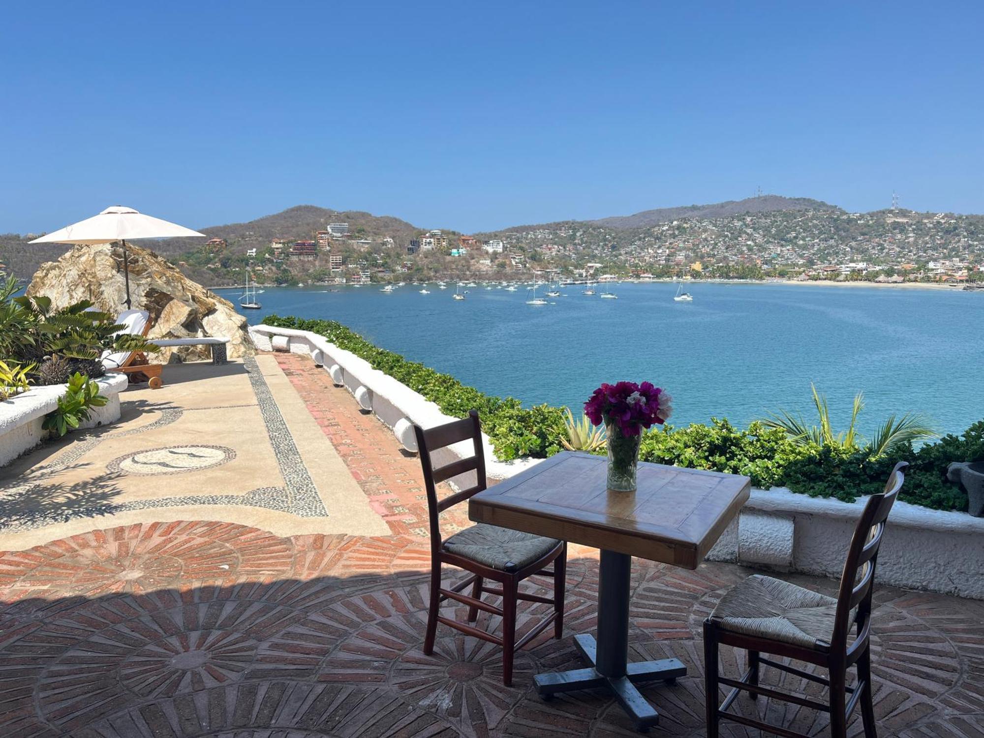 Villa De La Roca Zihuatanejo Dış mekan fotoğraf